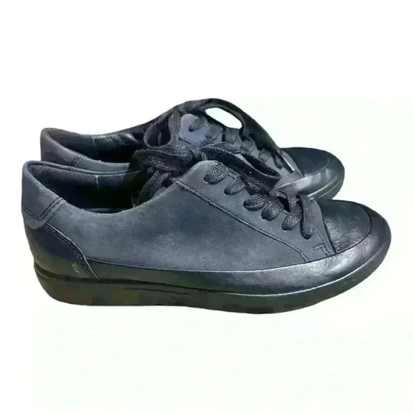 Ecco Suede and Leather Sneakers, Navy 5.5 - Picture 4 of 6